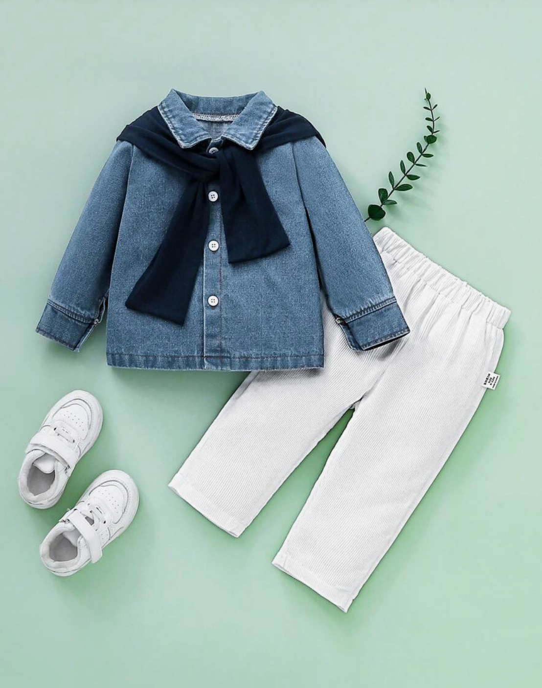 Set Pantalon blaco, camisa mezclilla