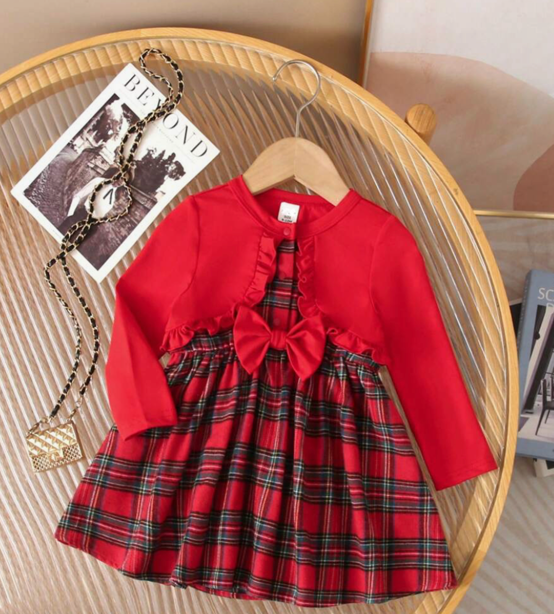 Vestido de cuadros rojo, chaleco rojo