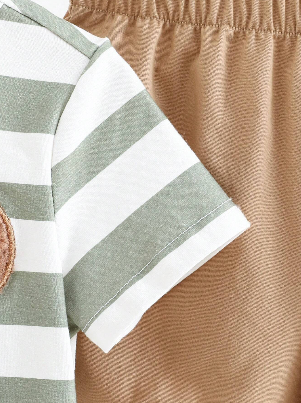 Conjunto para niño de camiseta con estampado de osito y pantalones cortos