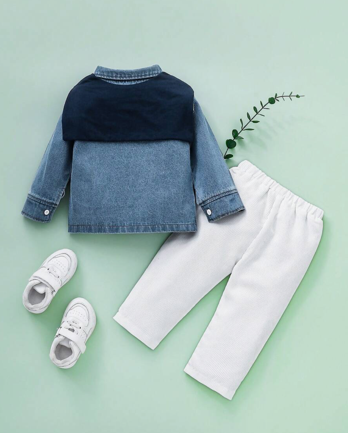 Set Pantalon blaco, camisa mezclilla