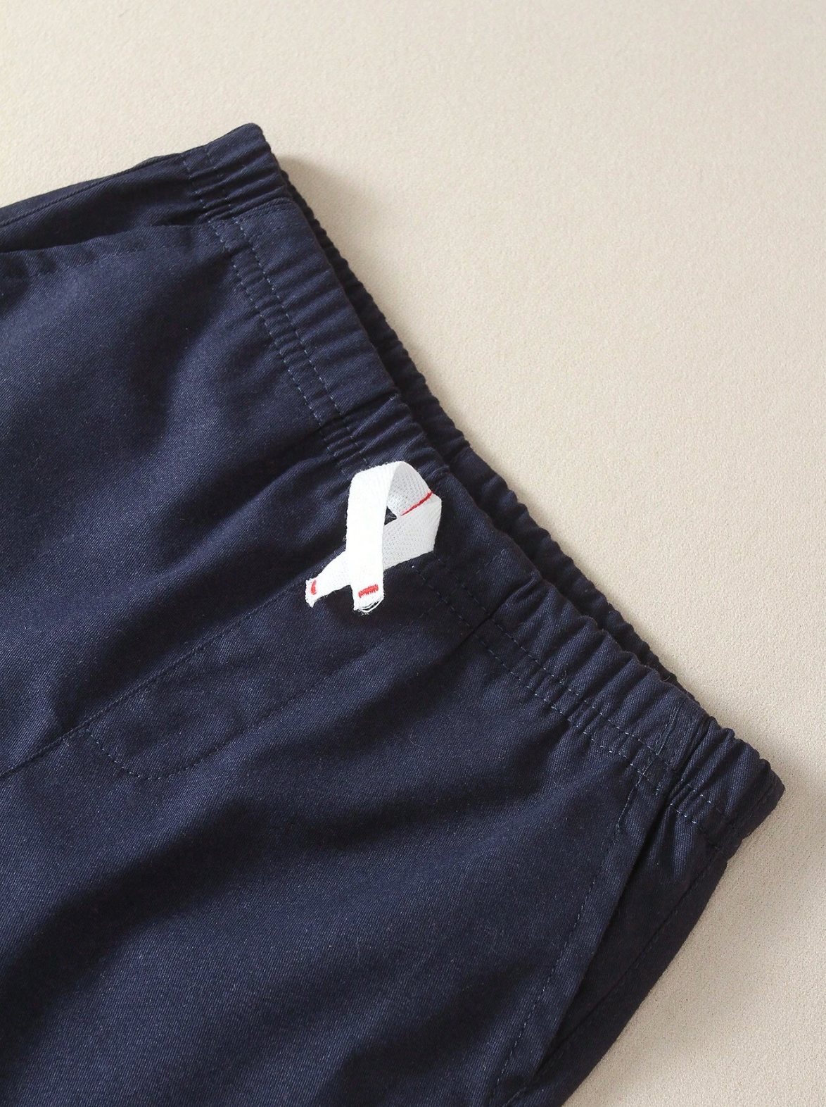 Conjunto de pantalones casuales con bolsillo para bebé